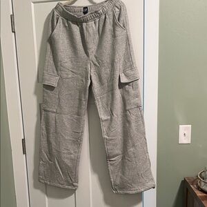 GAP Heather Gray Cargo Pants
